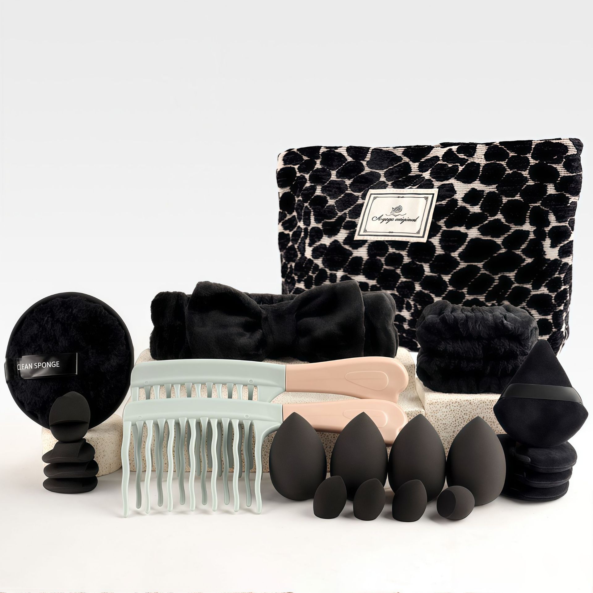 Makeup Brush Set Chic Fragranc - Travel Accessories Kit Bag recension och pris